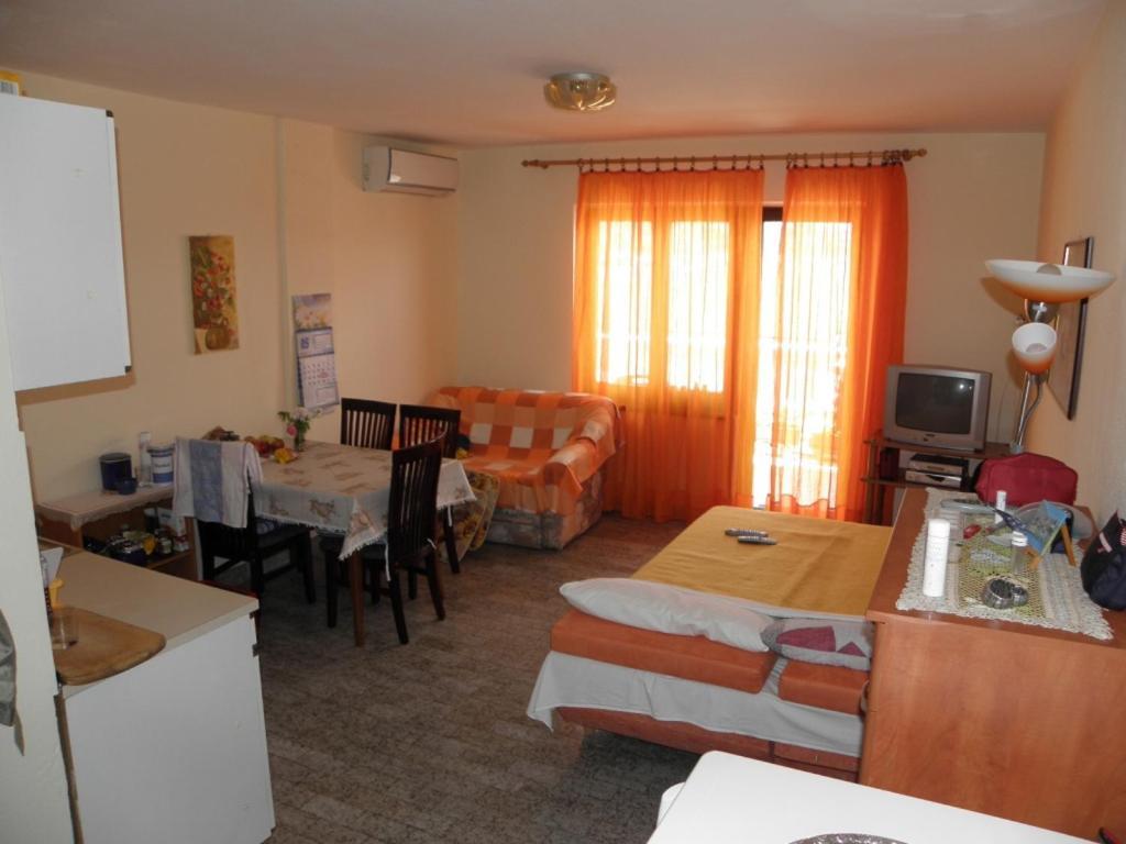 Apartments Milan In Baska Ngoại thất bức ảnh