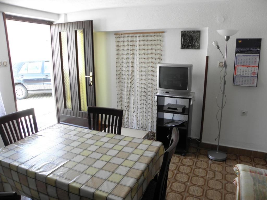 Apartments Milan In Baska Ngoại thất bức ảnh