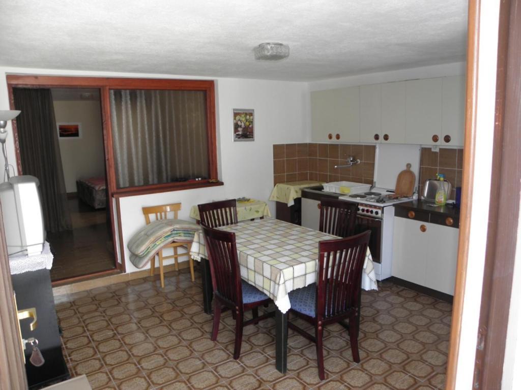Apartments Milan In Baska Ngoại thất bức ảnh