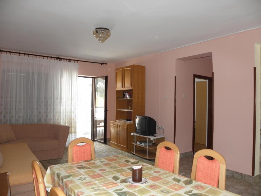 Apartments Milan In Baska Ngoại thất bức ảnh